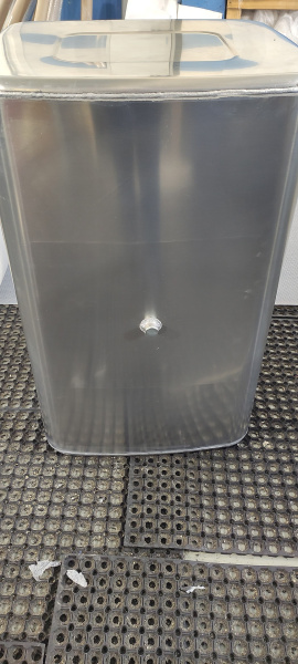 Алюминиевый топливный бак 400л. Фланец маз (№ 741661)